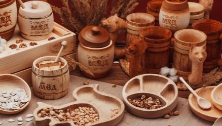 أطباق خشبية: الأصل والأنواع والتشغيل والصيانة