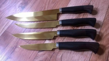 Features forged kitchen knives