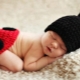 Bebekler için kış şapkaları