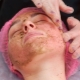 Peeling pe bază de coral: ce este și cum să vă îngrijiți fața după?