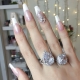 Ideas to create a white manicure with sparkles