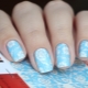 Fashionable ideas of combining blue and white colors in manicure