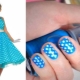 We select a manicure under the blue dress