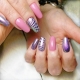 Pink-lilla manicure - æstetik og harmoni