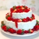 Vestuvių tortas su uogomis: desertų dizaino ir gražių pavyzdžių variantai