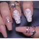 Unhas em forma de caixões - uma nova tendência controversa na manicure