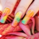 Manicure arco-íris: segredos de design e idéias de moda