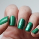 Green gel polish: combinaisons possibles et options de design