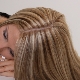 Hoogtepunten op halflang blond haar: kenmerken, variëteiten en selectietips