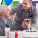 Hva skal jeg gi min far for sin 70-årsdag?