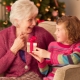 Yeni Yılı büyükannesine kendi elleriyle hediye nasıl yapılır?