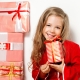 Miten valita lahja 8-vuotiaalle tytölle uudelle vuodelle?