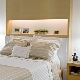 Idei rafturi frumoase de design deasupra patului din dormitor