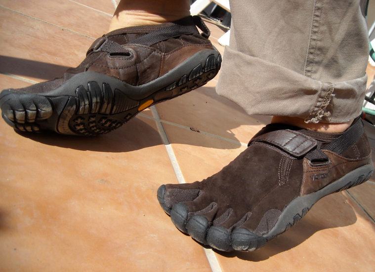 efficiently missile despise Αθλητικά παπούτσια με δάχτυλα Vibram (49 φωτογραφίες): μοντέλα με 5  ξεχωριστά δάχτυλα