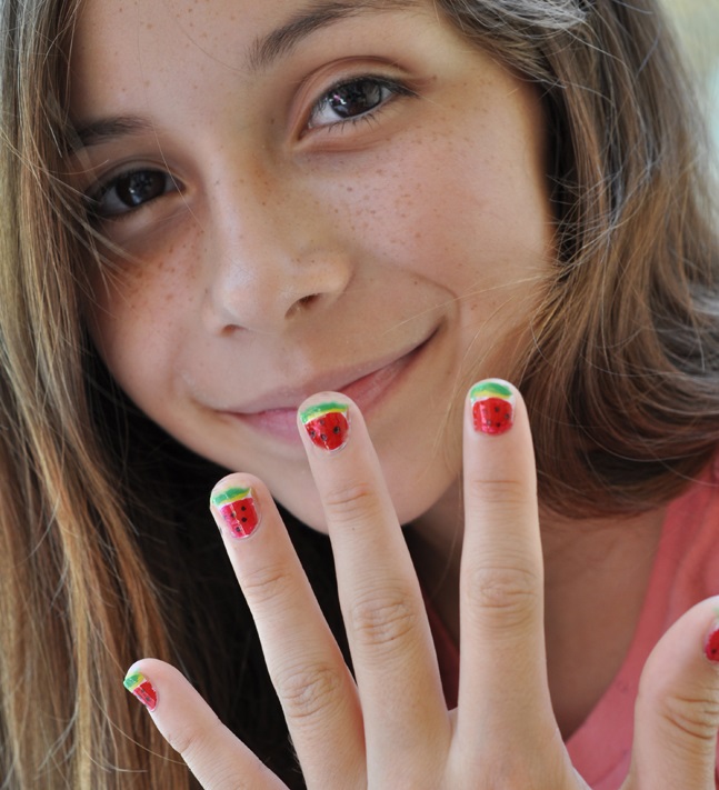 10 mẫu nail đẹp cho bé gái dễ thương yêu thích nhất  ALONGWALKER