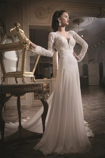 Gaun pengantin yang subur klasik