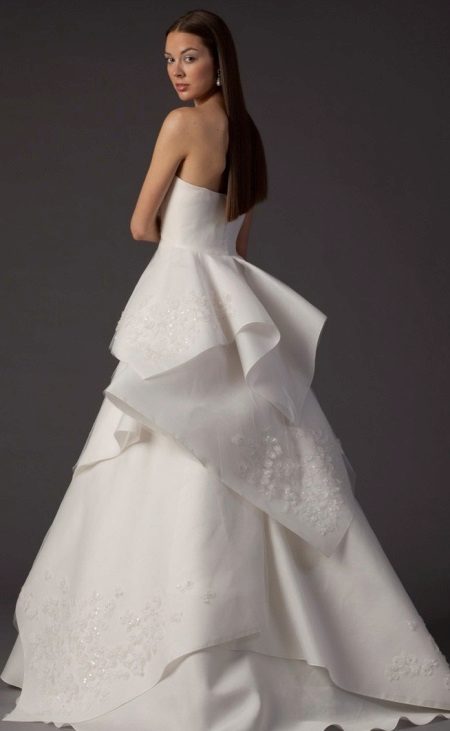 Gaun pengantin dari Angel Sanchez