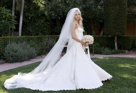 Svatební šaty Avril Lavigne