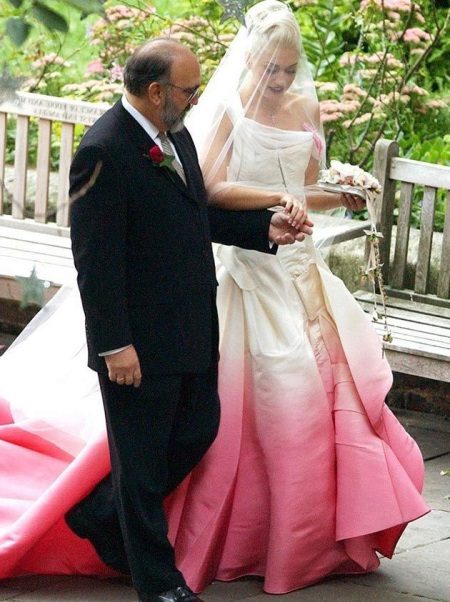 Váy cưới Gwen Stefani