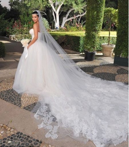 فستان زفاف إيفا لونغوريا