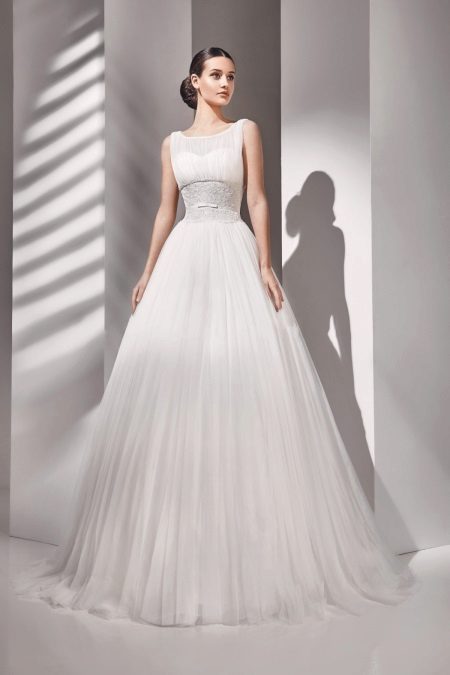 Magnifique robe de mariée de la collection Alma