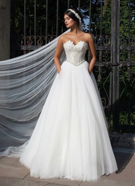 שמלת חתונה Athena מ עיצוב קריסטל