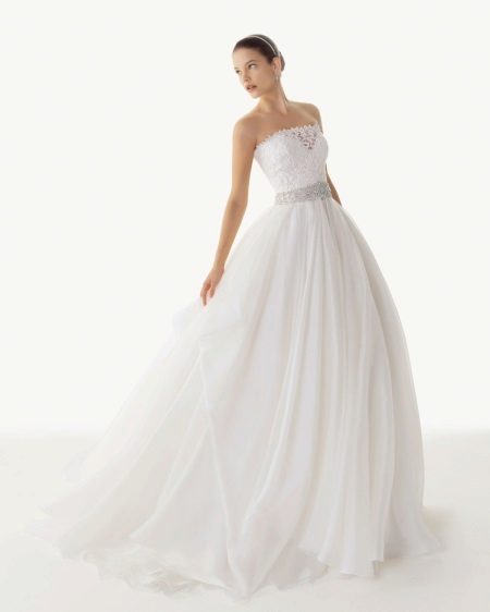 „Rose Klara 2013“ vestuvių suknelė su nėrinių korsetu