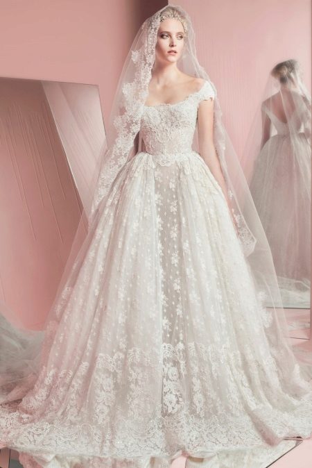 فستان زفاف 2016 من زهير مراد بأسلوب الأميرة