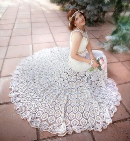 Vestido de noiva de malha com Crochet Train