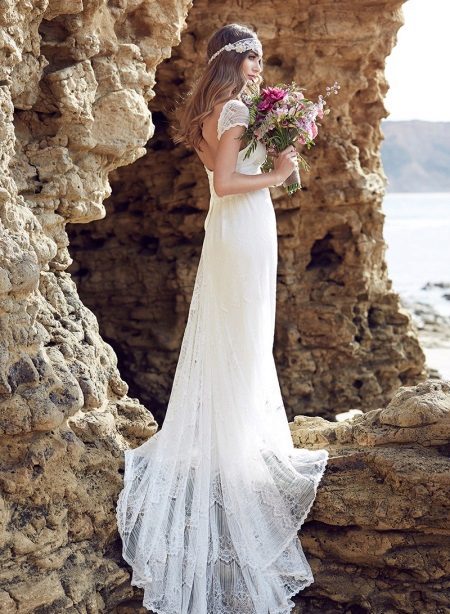 Vestuvių suknelė balta boho stiliaus