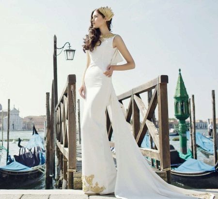 فستان الزفاف الأبيض مع الذهب