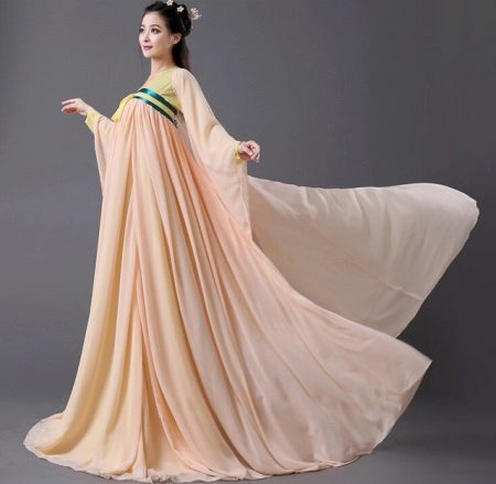 Casamento magnífico vestido em estilo oriental