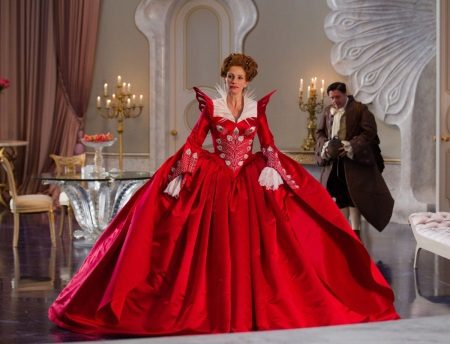 Vestido barroco rojo esponjoso