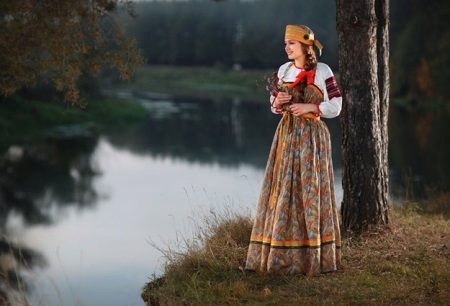Sukienkowa sukienka ludowa pruska