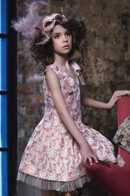 Suknelė retro stiliaus 11 metų mergaitei