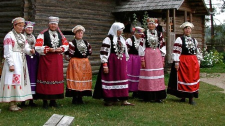 Mordovian national costume (57 photos): women's traditional outfit of ...